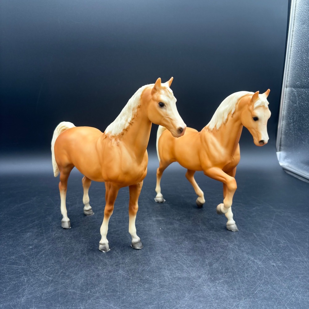 Breyer Horse Palomino Arabian Stallion and Mare Classic Scale Set Vintage Toy
